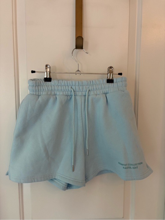 Comfrt Pants - Comfrt pastel shorts size small